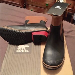 Womens Sorel Chelsea boots